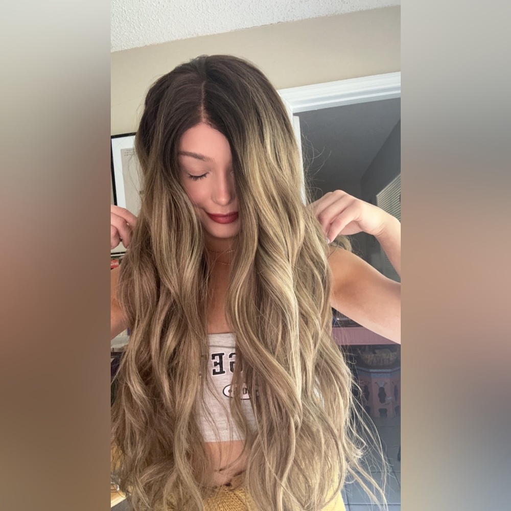 28 INCH BEACHY BRUNETTE LACE FRONT WIG